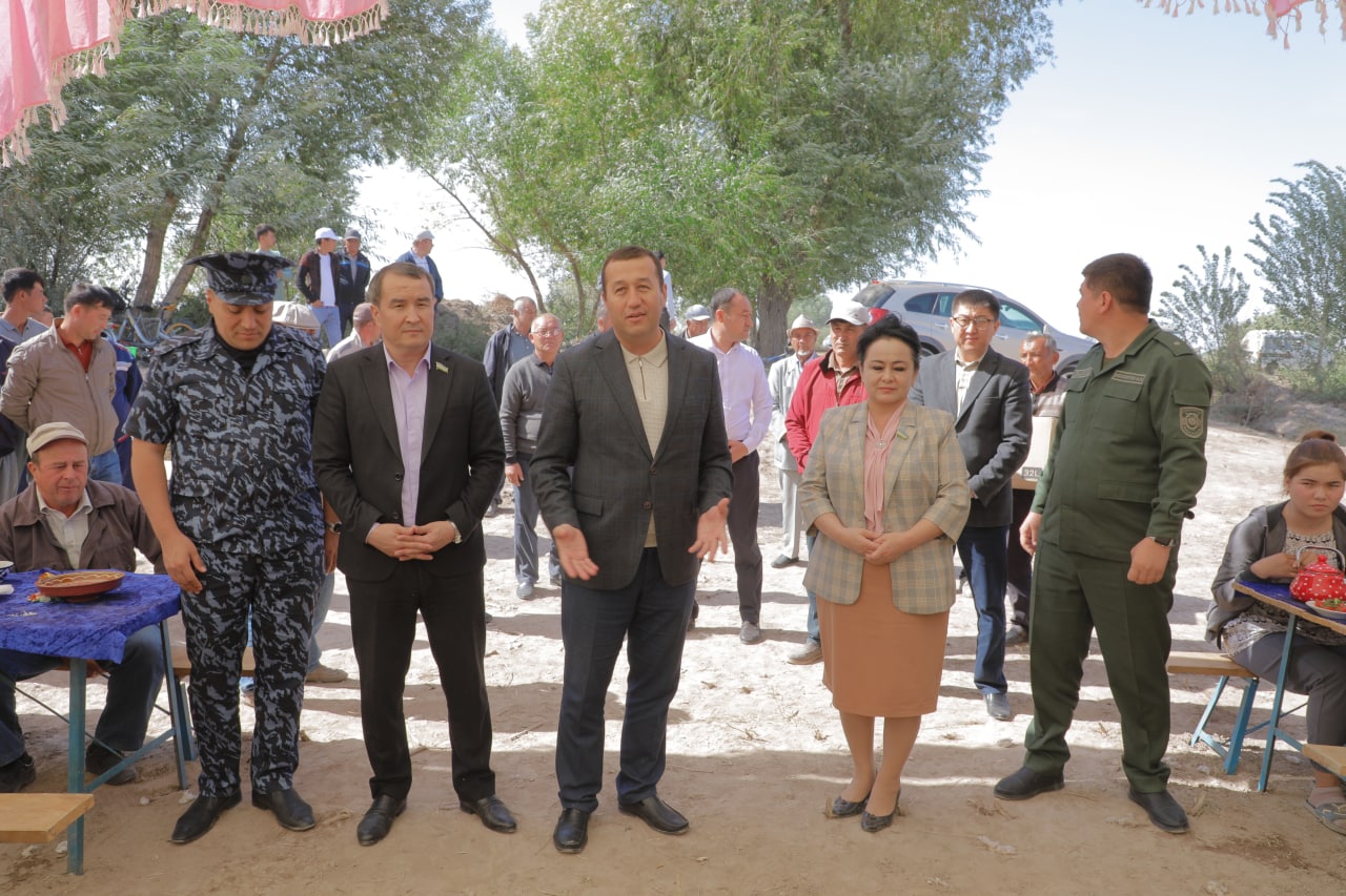 Qonunchilik Palatasi deputatlari va sektor rahbarlari ilgʻor