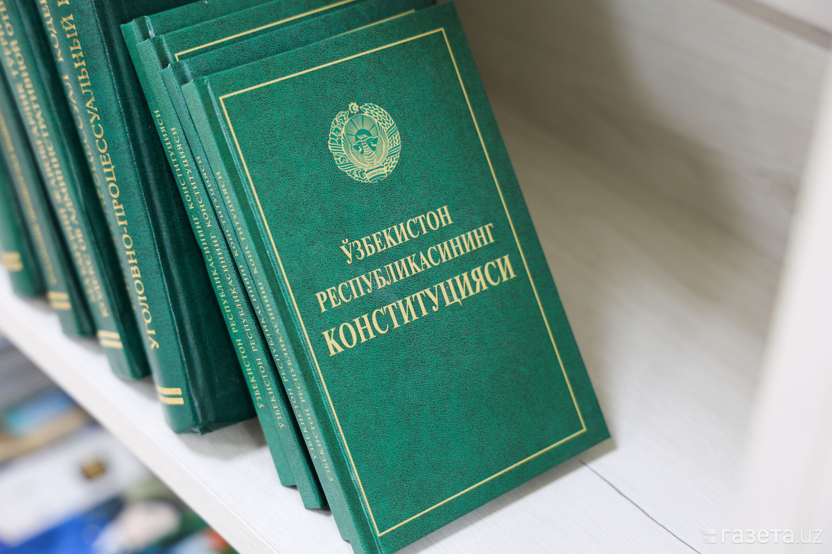 YaNGILANAYoTGAN KONSTITUTsIYaDA FUQAROLARNING BEPUL TIBBIY Y