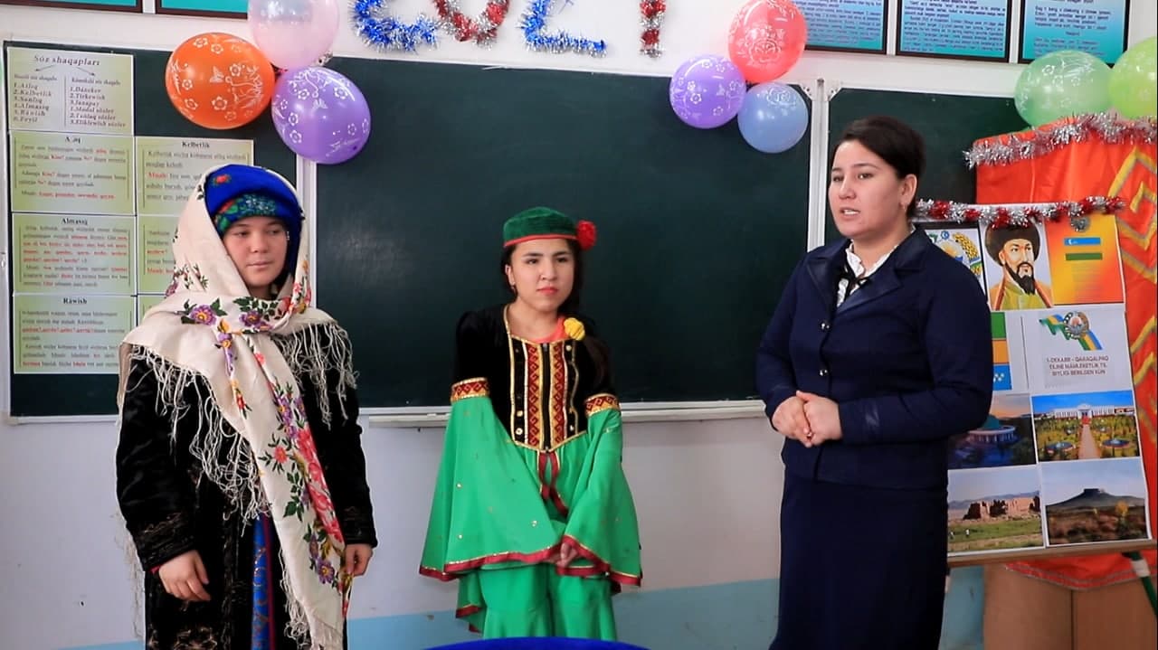 MAKTABDA «QORAQALPOQ MILLIY KIYIMLARI» MAVZUSIDA OChIQ DARS 