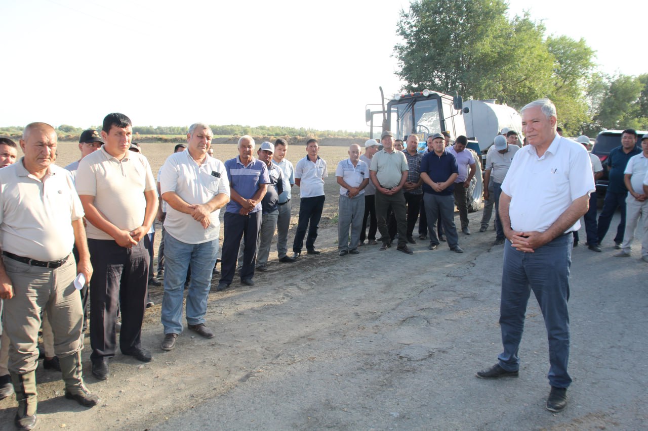 ҒЎЗА ДЕФОЛИАЦИЯСИНИ СИФАТЛИ ЎТКАЗИШГА ОИД КЎРГАЗМАЛИ СЕМИНАР