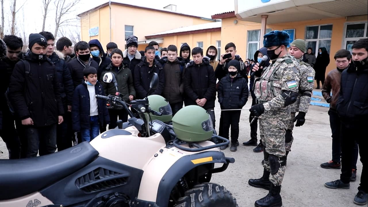 ВАТАНПАРВАРЛИК ОЙЛИГИ ДОИРАСИДА ҲАРБИЙЛАР ВА ЎҚУВЧИ-ЁШЛАР УЧ