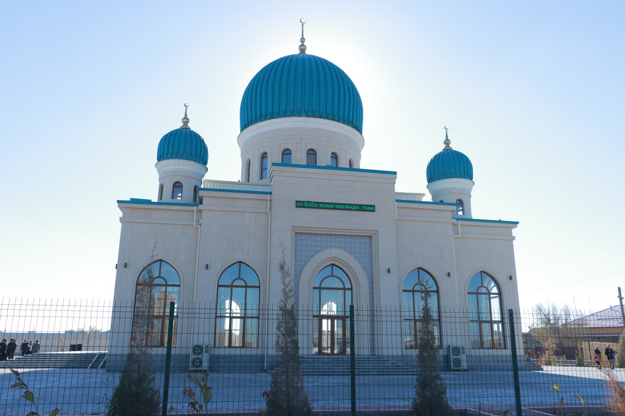 "HOJI EShON BOBO" JOMʼE MASJIDINING YaNGI BINOSI FOYDALANISh