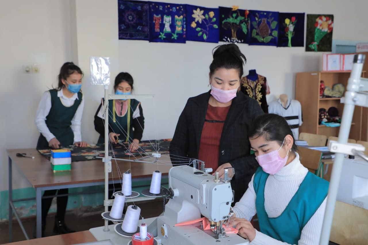 1-sonli kasb-hunar maktabida yoshlarga kasb sirlari oʻrgatil