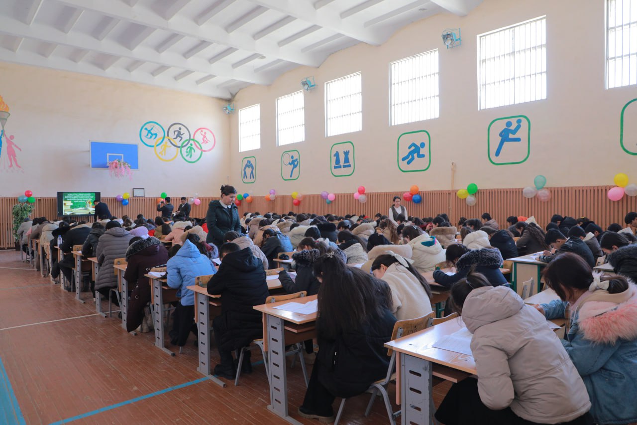 “Xorijiy tillarni oʻqitish boʻyicha eng yaxshi maktab” tanlo