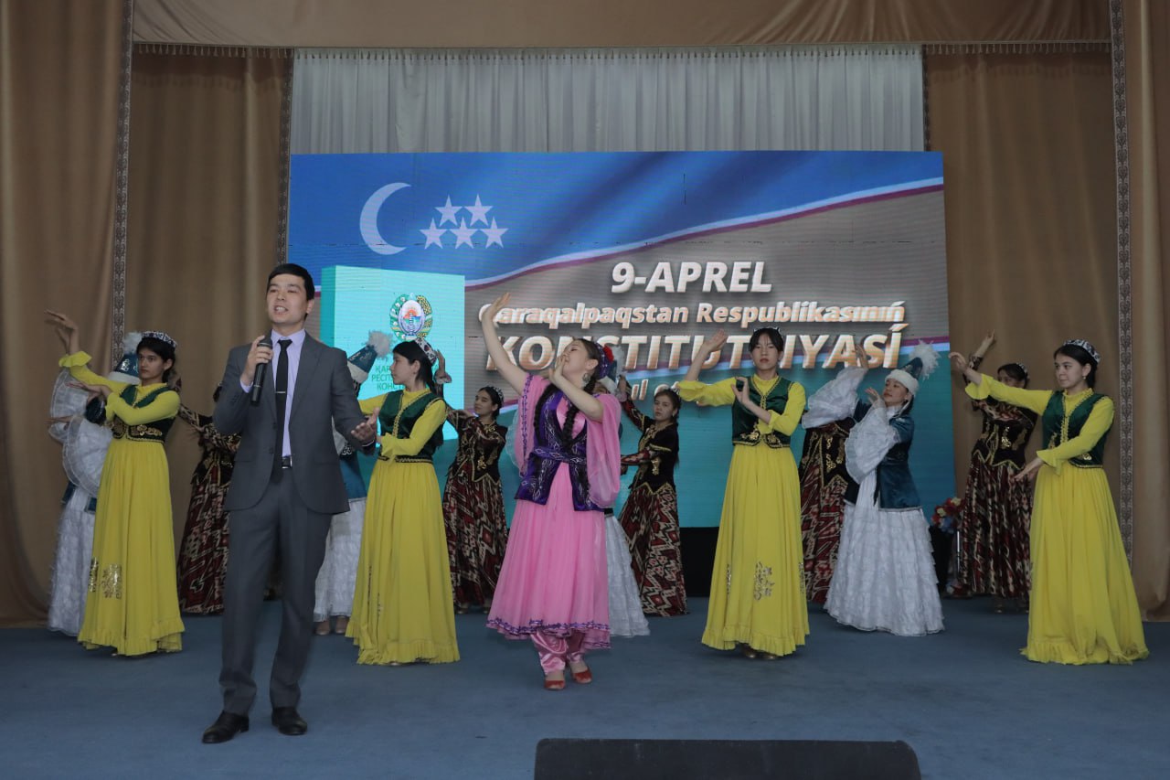Qoraqalpogʻiston Respublikasi Konstitutsiyaci qabul qilingan
