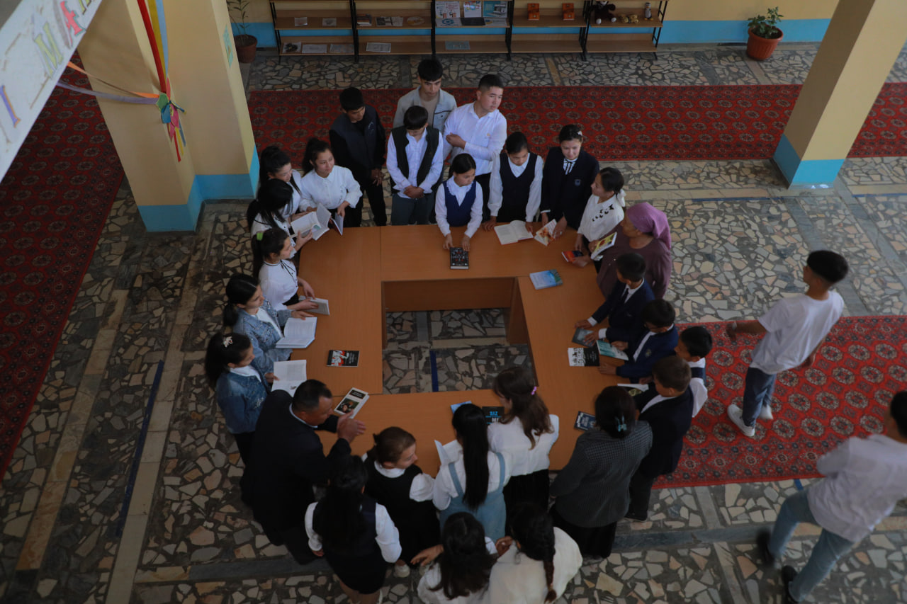 MAKTABDA KITOBLAR MUTOLAASINING AHAMIYaTI TARGʻIB ETILDI