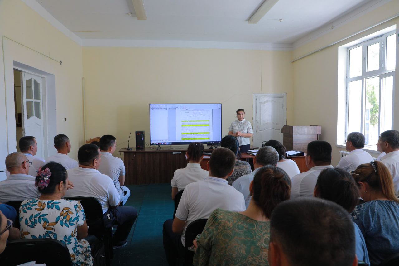 Oʻquv-seminarda umumtaʼlim maktablarini attestatsiyadan oʻtk