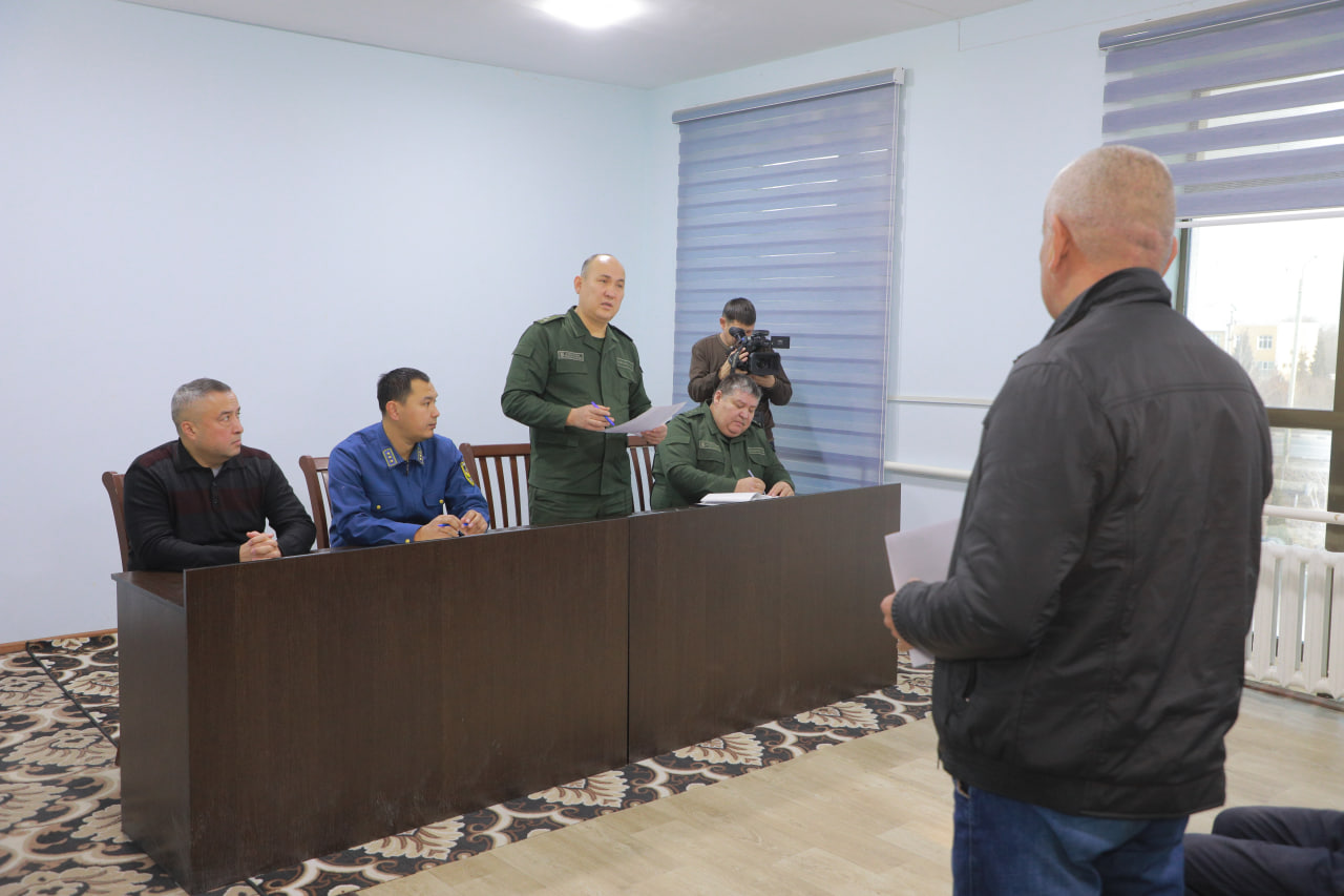 Яширин иқтисодиётга қарши курашиш масаласида йиғилиш ўтказил