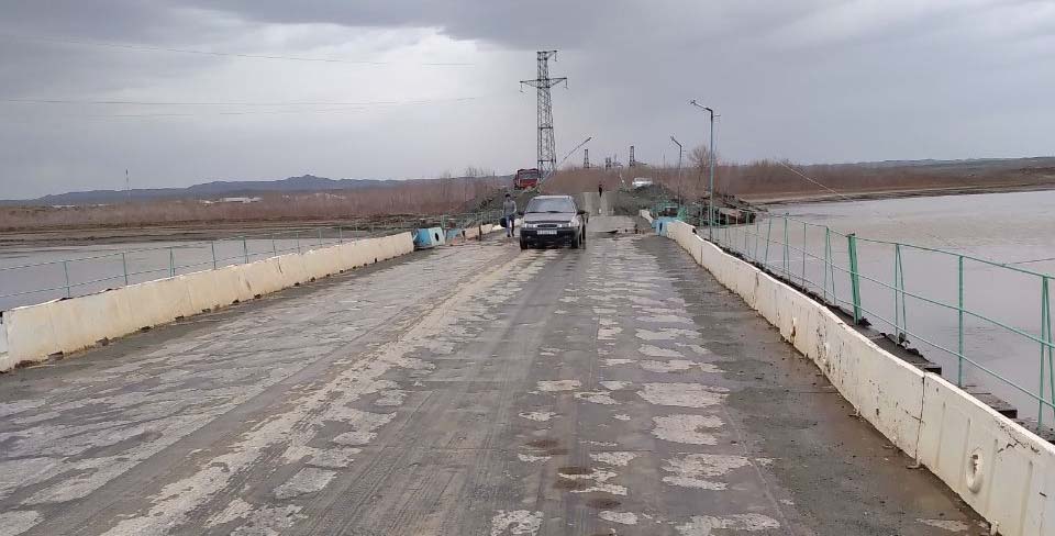 Амударё туманида жойлашган “Жумуртов понтон кўприги”даги ҳол