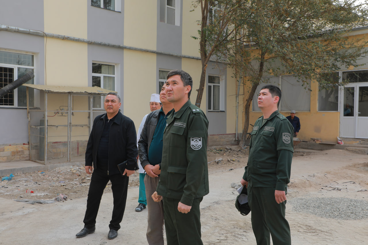 ТУМАН ПРОКУРАТУРАСИ ТОМОНИДАН ИЖТИМОИЙ СОҲА ОБЪЕКТЛАРИНИНГ КУЗ-ҚИШ МАВСУМИГА ТАЙЁРГАРЛИК ҲОЛАТИ ЎРГАНИЛМОҚДА