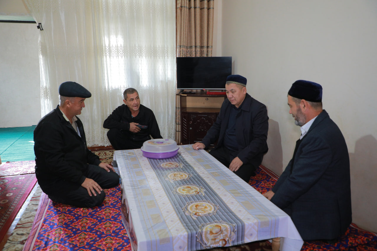 QORAQALPOGʻISTON MUSULMONLARI QOZIYoTI IShChI GURUHI AMUDARY