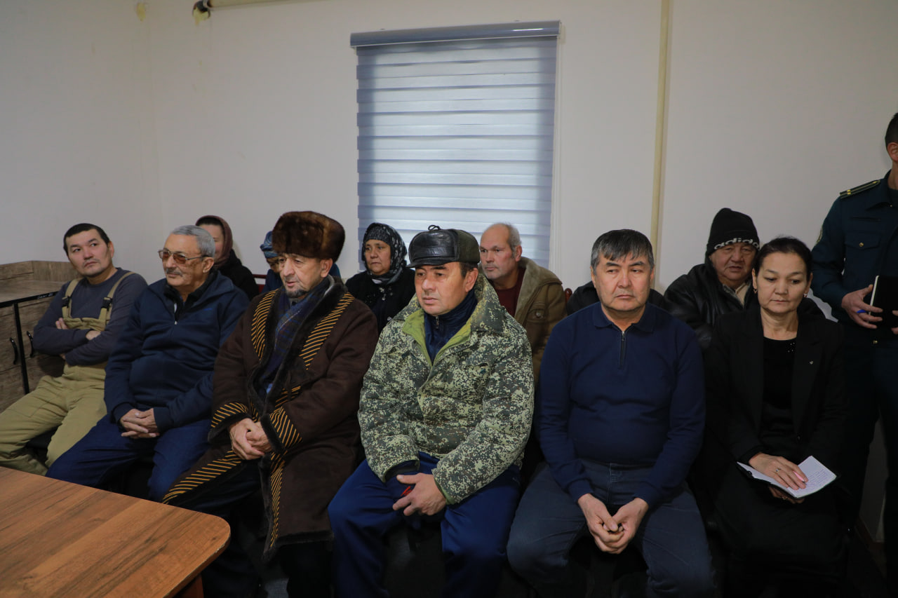 ТУМАН ПРОКУРОРИ “ДЎСТЛИК” МАҲАЛЛАСИДА АҲОЛИ МУАММОЛАРИНИ ТИН
