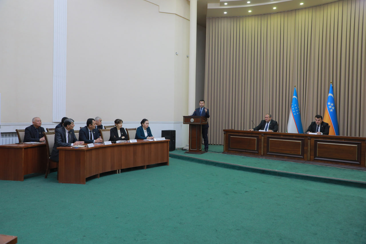 Халқ депутатлари Амударё туман Кенгашининг 17-сессияси тўғри