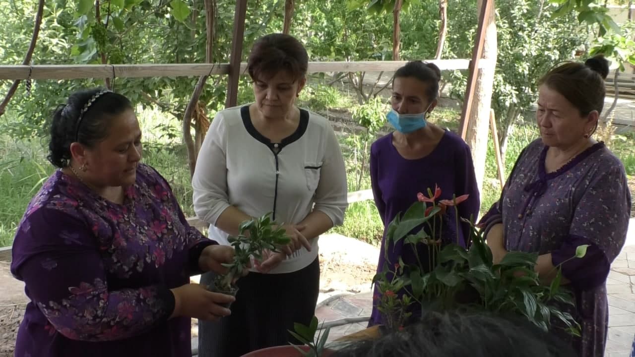 Гулзор маҳалла фуқаролар йиғинида INNOWOMENWEEK ҳафталиги до