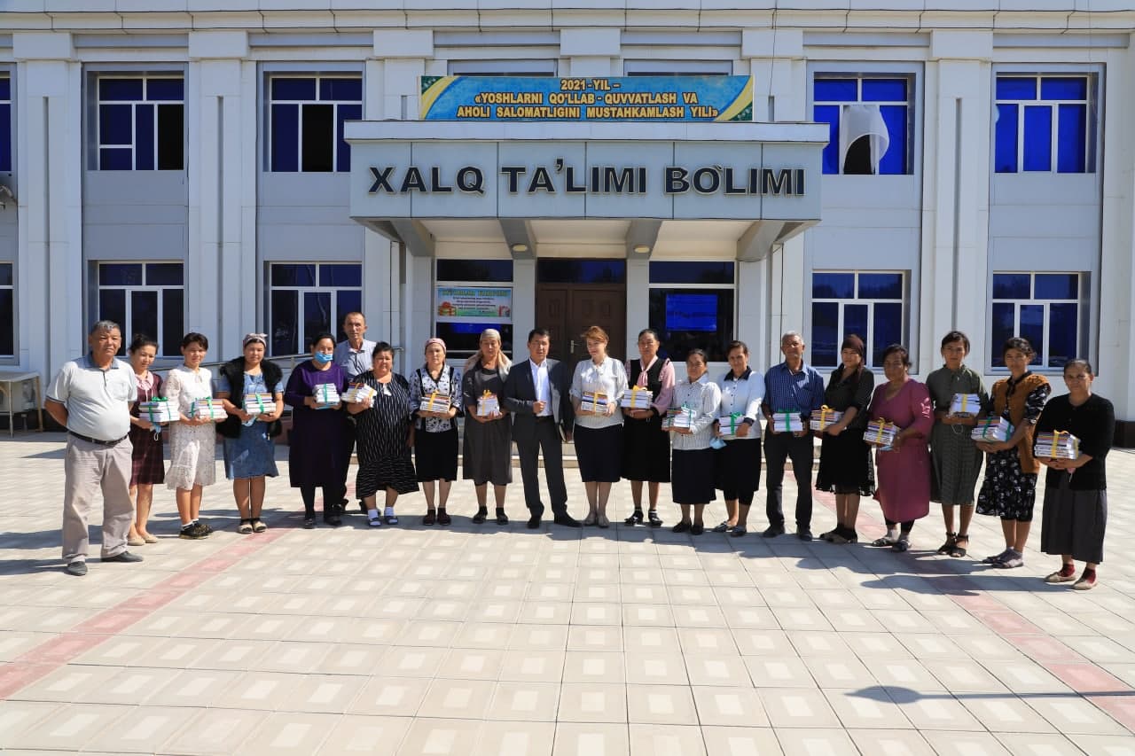 UMUMTAʼLIM MAKTABLARIGA “KITOBLAR KARVONI” KIRIB BORDI