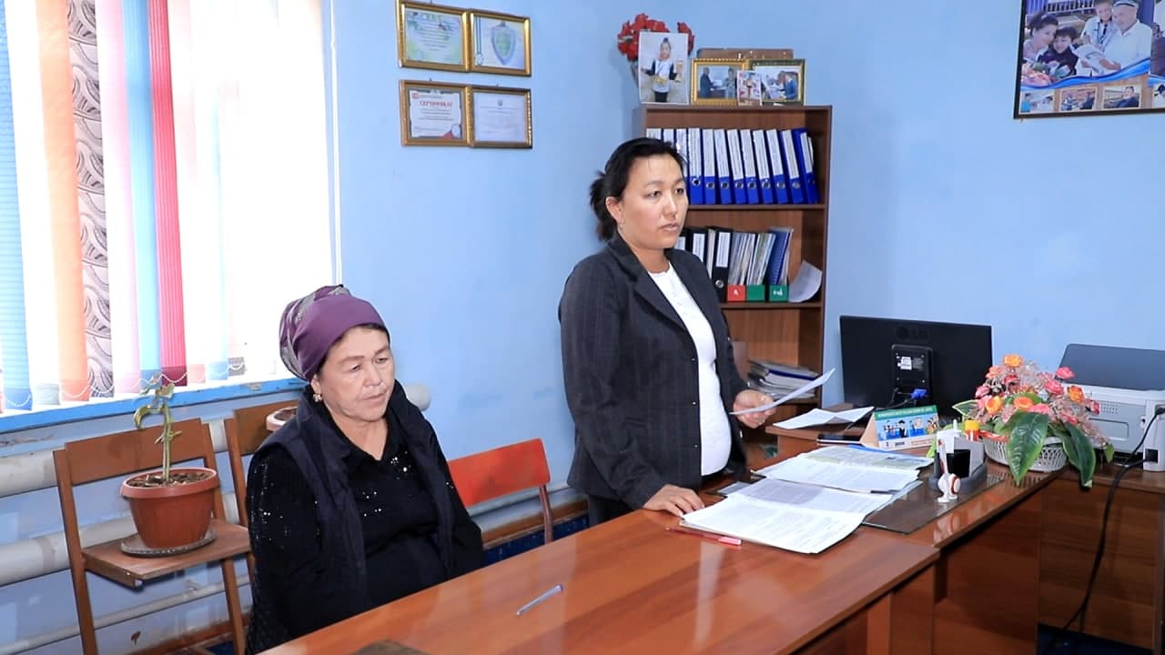 ОЙБЕК НОМЛИ МАҲАЛЛАДА ФҲДЁ МАСЪУЛЛАРИНИНГ САЙЁР УЧРАШУВИ ЎТК