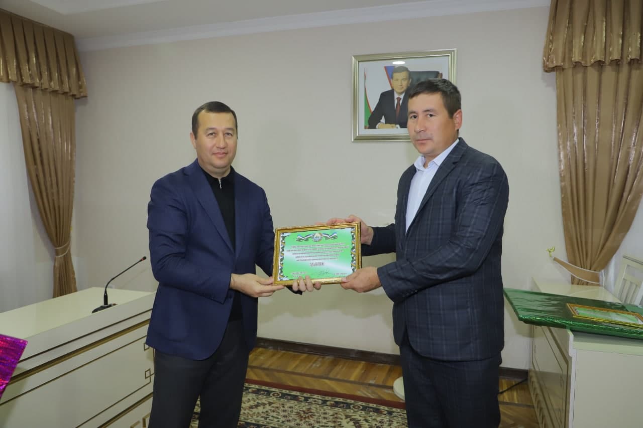 Paxta yetishtirish rejasini ortigʻi bilan bajargan ilgʻor fe
