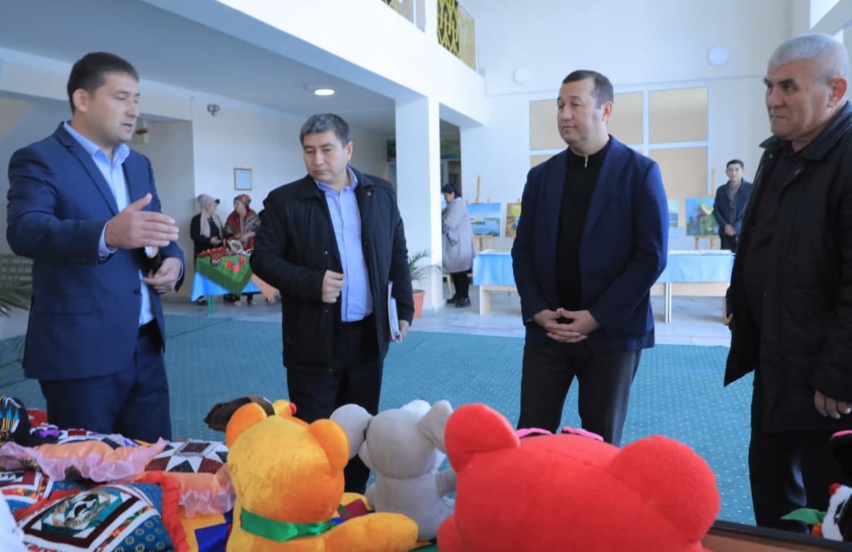 “Bugun elimiz tinchligining qadriga yetaylik!” mavzusida davra suhbati oʻtkazildi