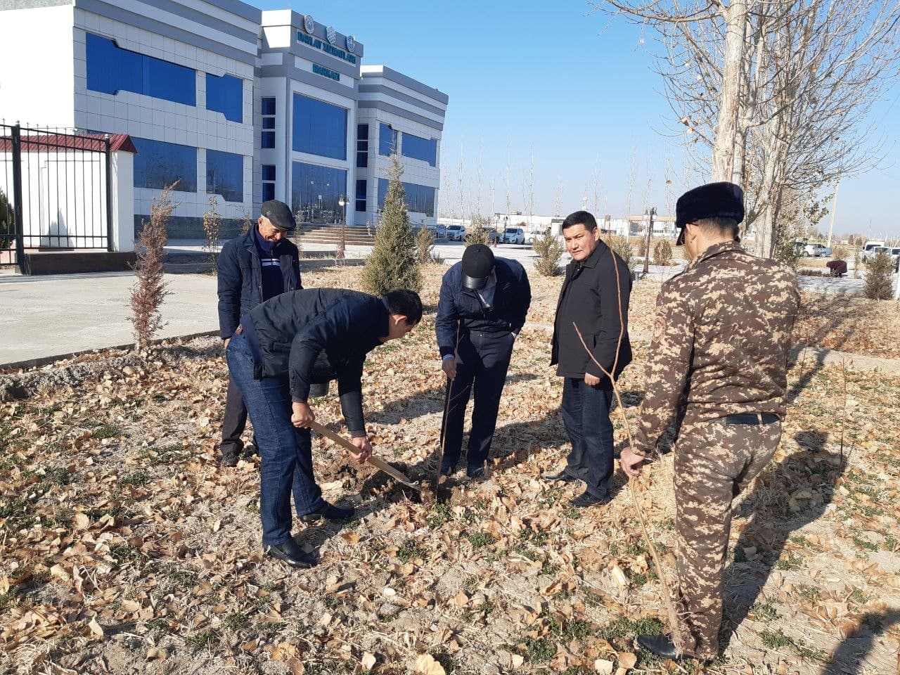 СУД ХОДИМЛАРИ “ЯШИЛ МАКОН УМУММИЛЛИЙ ЛОЙИҲАСИ” ДОИРАСИДА КЎЧ