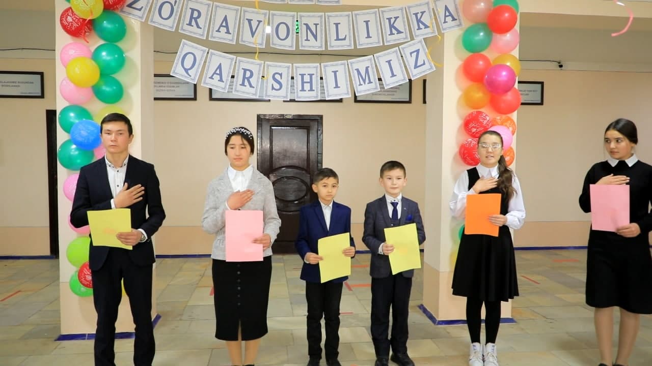 15-SONLI MAKTABDA “BIZ ZOʻRAVONLIKKA QARShIMIZ” DEB NOMLANGA