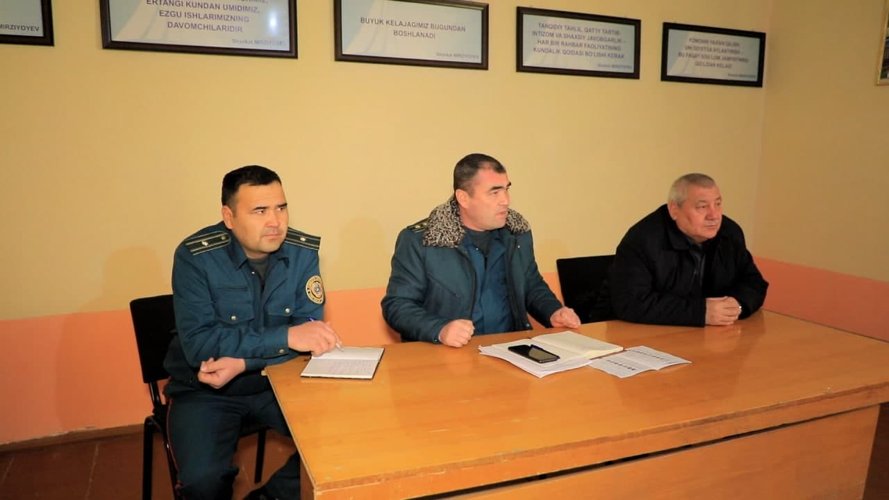 ТУМАН ИЧКИ ИШЛАР БЎЛИМИ БОШЛИҒИ СЕКТОР ҲУДУДИДА ЁШЛАР БИЛАН 