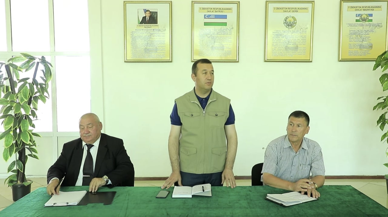 Yoshlar oyligi doirasida hokim va yoshlar uchrashuvlari davo