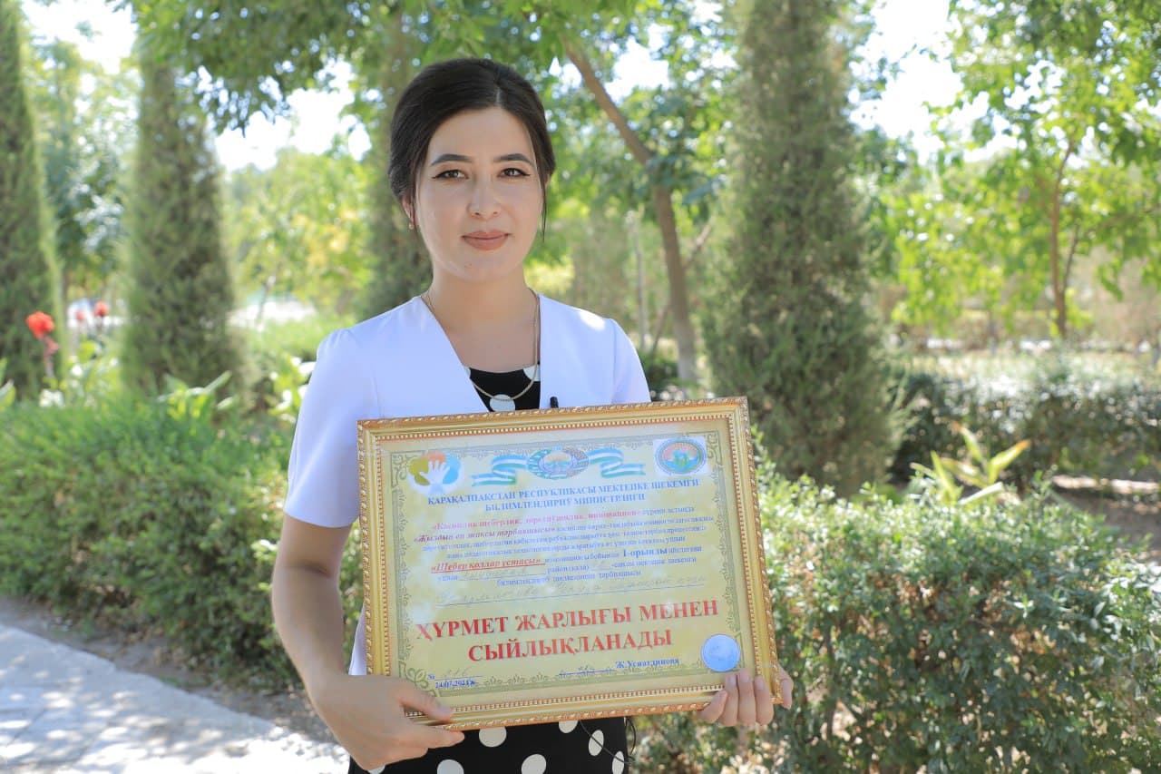 Feruza Oʻrozmatova “Yilning eng yaxshi tarbiyachisi” koʻrik-