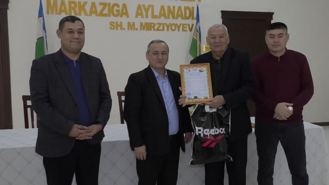 НУРОНИЙЛАР УЧУН ТАДБИР ЎТКАЗИЛДИ