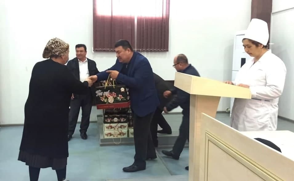 Халқаро хотин-қизлар байрами олдидан бир гуруҳ ҳамширалар та