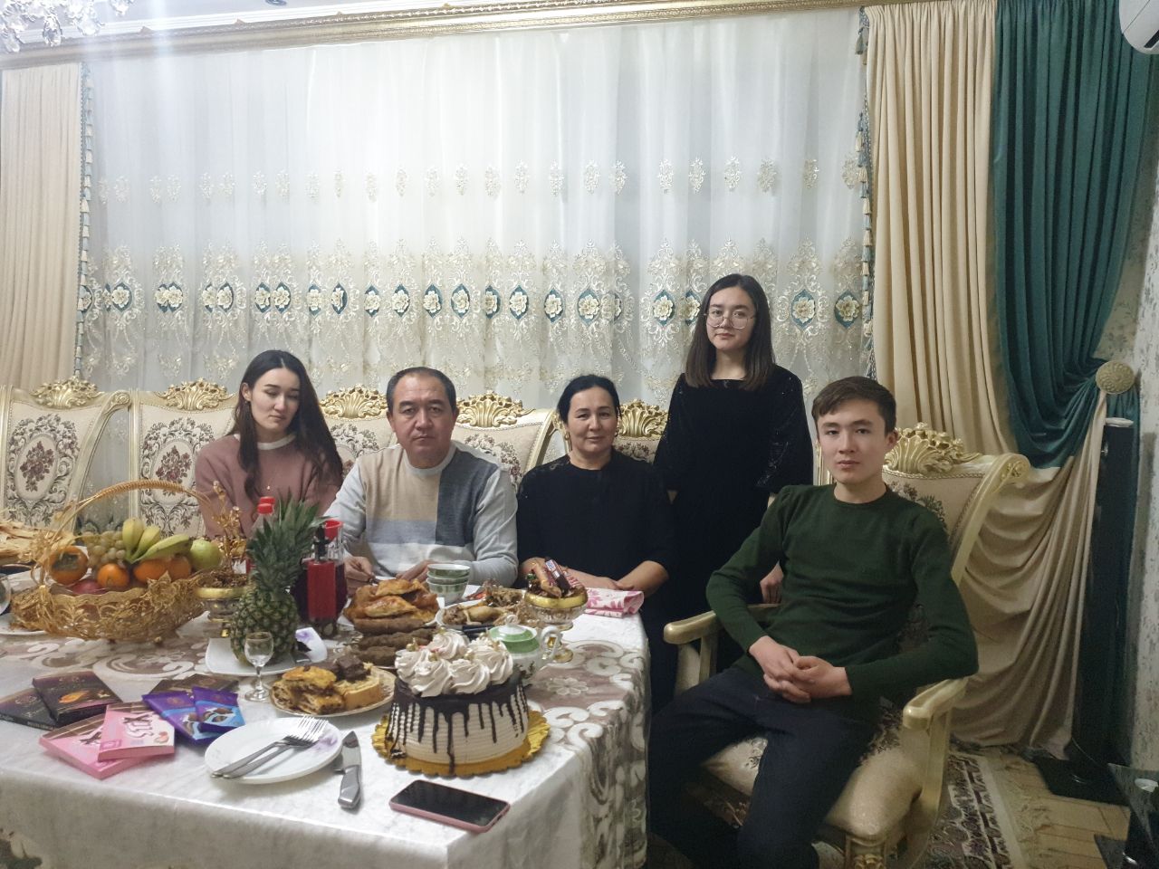 Шермоновлар оиласи “Ватанпарвар оила” номинатцияси соҳиби бў