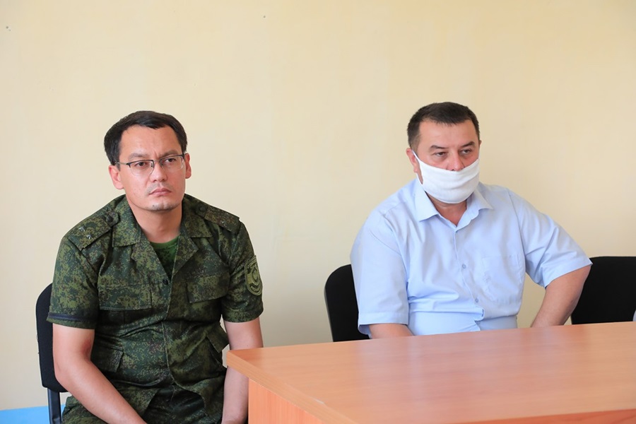 ПРОКУРОР ЮҚОРИ ҚИШЛОҚ МАҲАЛЛАСИДА ЁШЛАР БИЛАН УЧРАШДИ