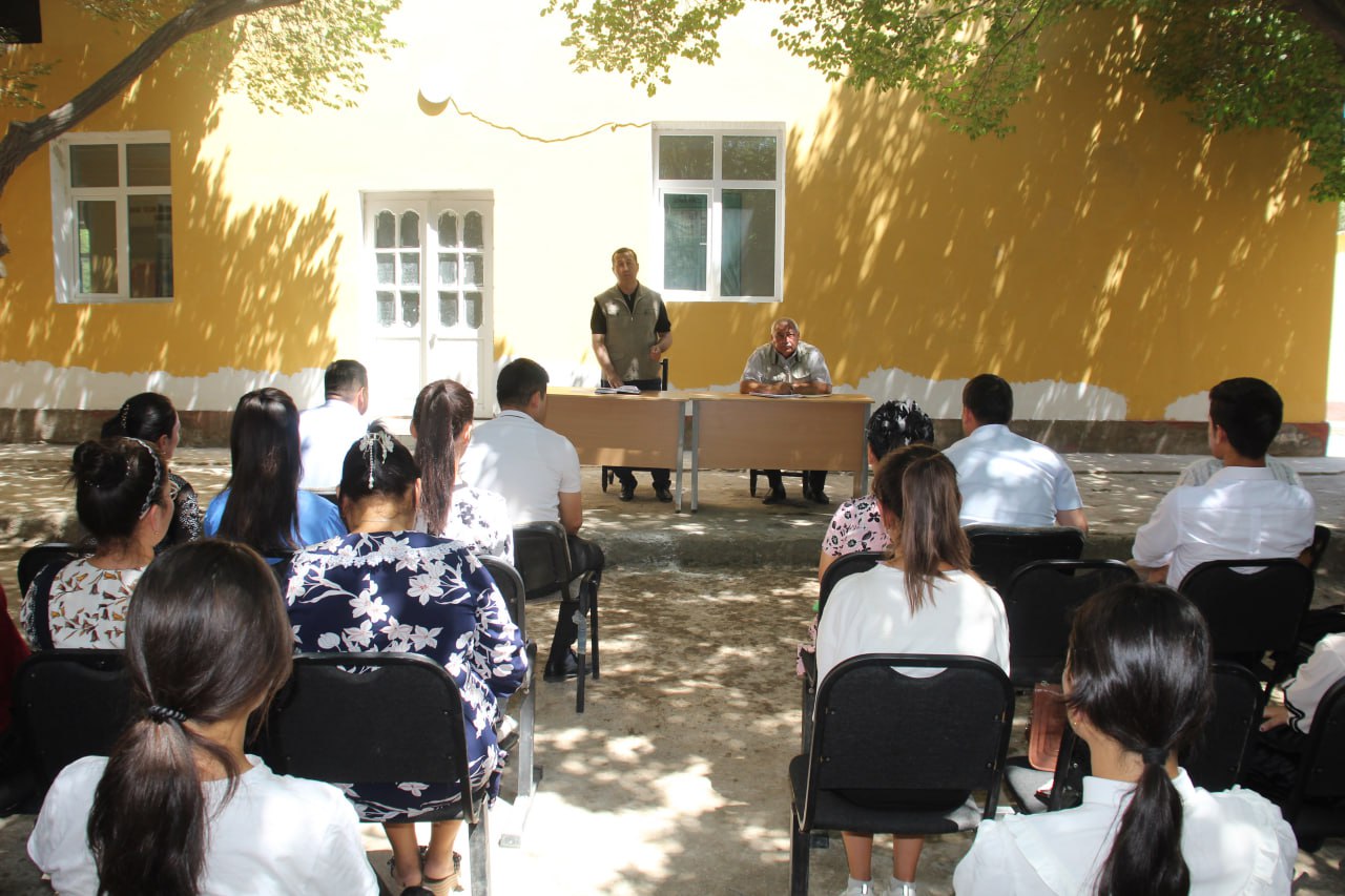 TUMAN HOKIMI BOSUV MAHALLASI YoShLARI BILAN UChRAShDI