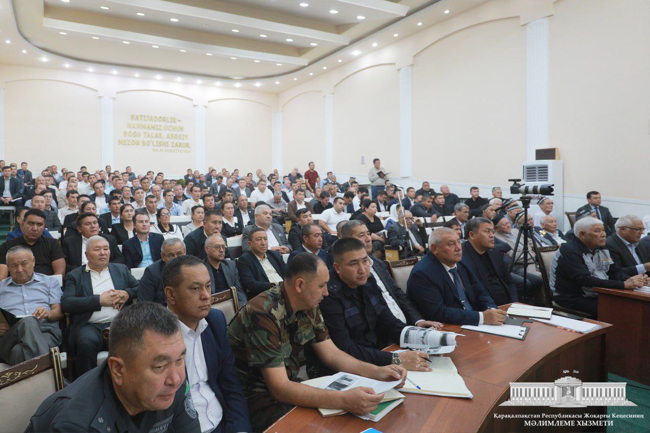 JOʻQORGʻI KENGES RAISI AMANBAY ORINBAYeV AMUDARYo TUMANI FAO