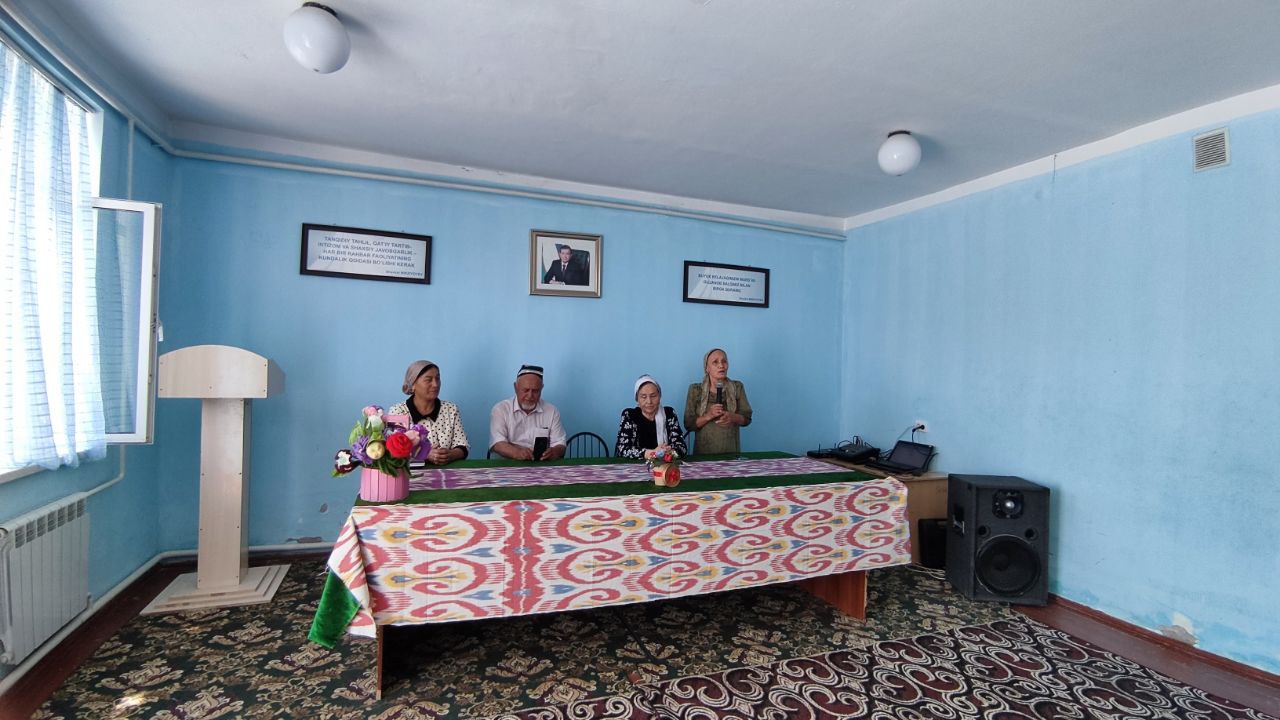 “BARKAMOL AVLOD” BOLALAR MAKTABI OʻQUVChILARI TANIQLI ShOIR 
