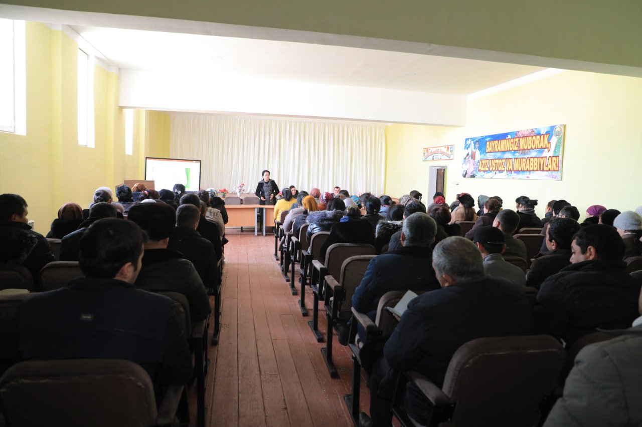MAKTABLAR AMALIYoTChI PSIXOLOGLARI IShTIROKIDA YIGʻILISh OʻT