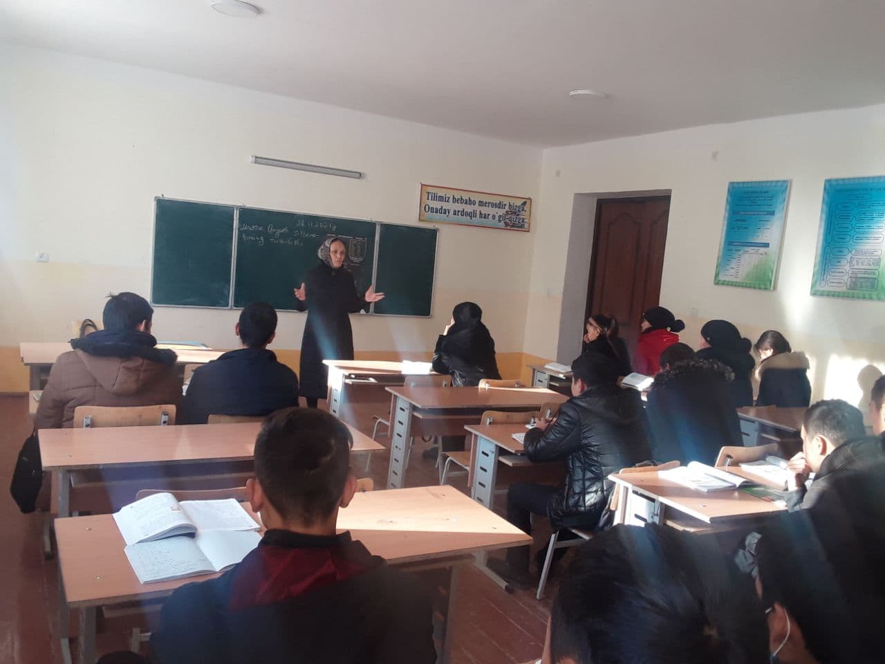42-SONLI MAKTABDA “MAKTAB KUTUBXONALARI HAFTALIGI” DOIRASIDA