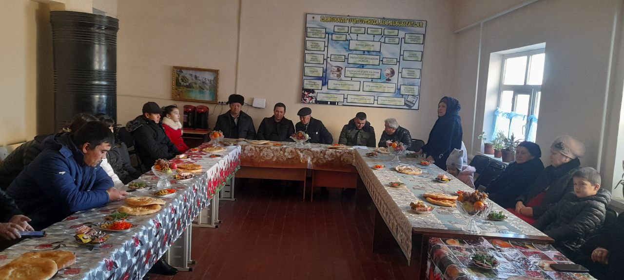 Kuyuk koʻpirlik nuroniylar bir piyola choy ustida suhbat qur