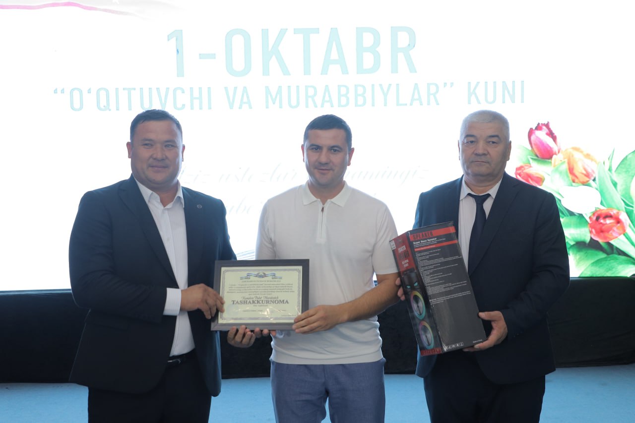Амударё туманида 1 октябрь — Ўқитувчи ва мураббийлар куни кенг нишонланди