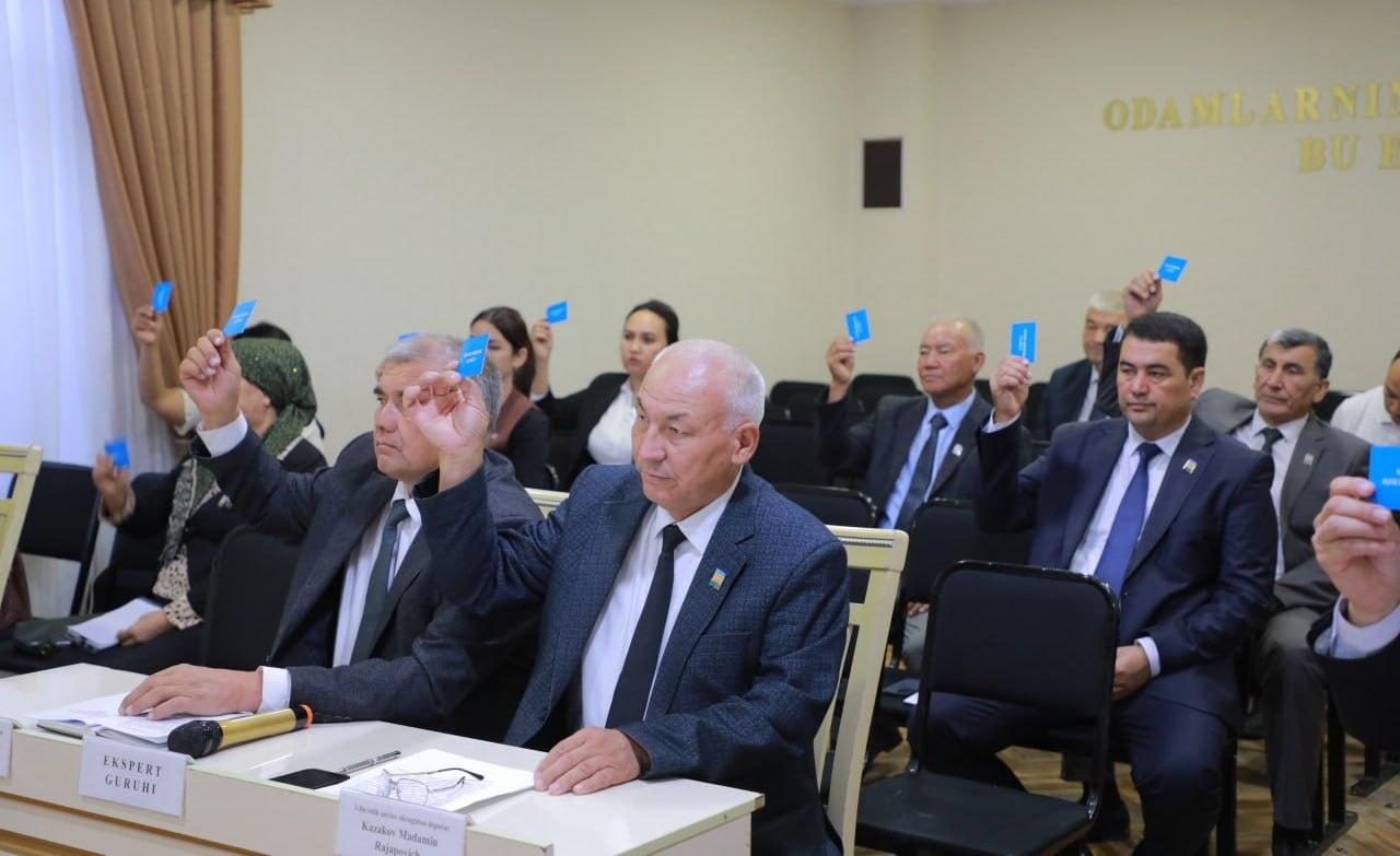 Халқ депутатлари Амударё туман Кенгашининг навбатдаги 24-сессияси ҳақида ахборот