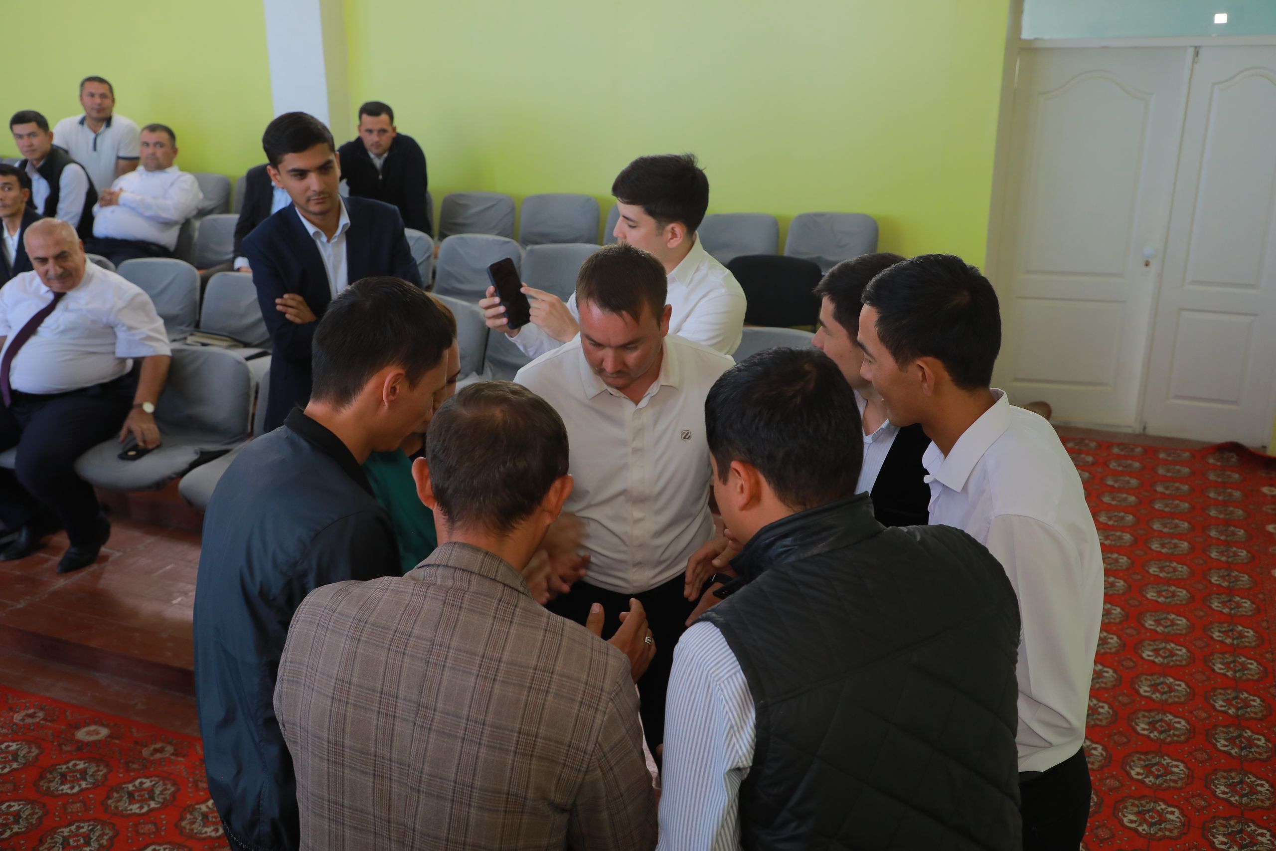 «Yoshlar va qonun» mavzusida seminar-trening oʻtkazildi
