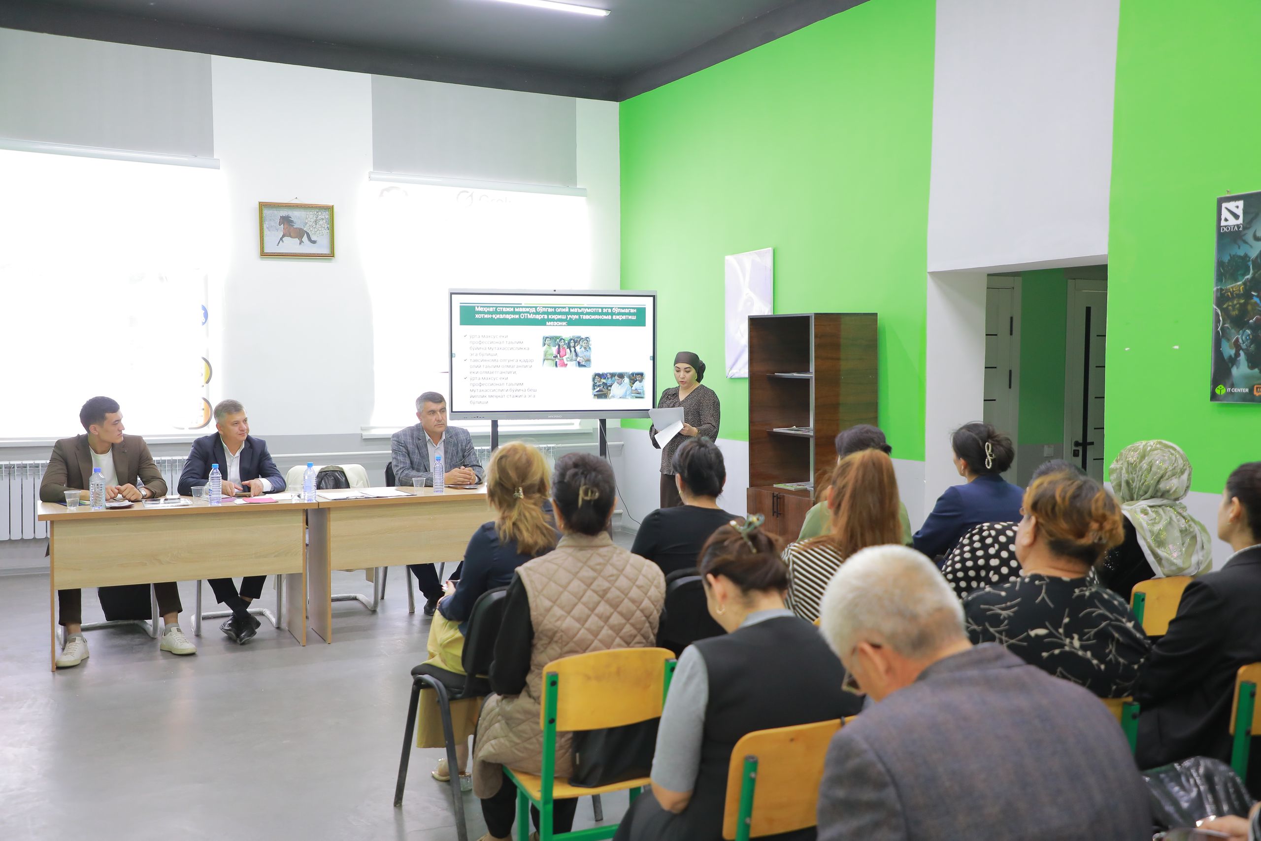 «Yoshlar va qonun» mavzusida seminar-trening oʻtkazildi