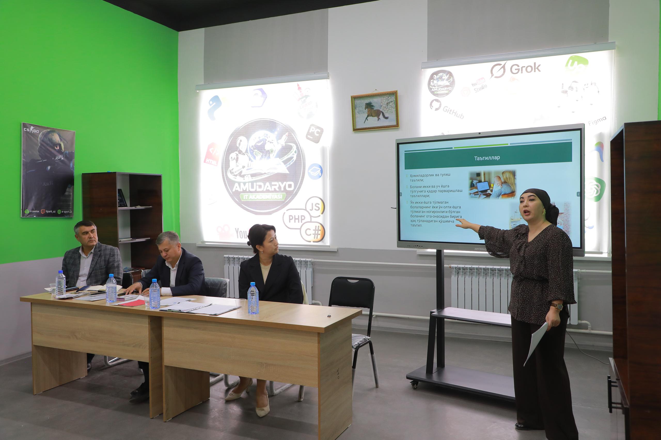 «Yoshlar va qonun» mavzusida seminar-trening oʻtkazildi