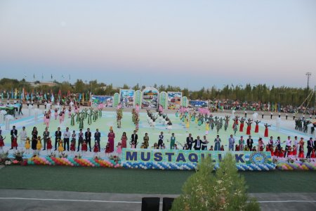 OZODLIK, BAXT, IQBOL TANTANASI