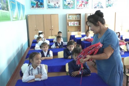 40-sonli maktabda oʻquvchilarga Prezident sovgʻasi – oʻquv a