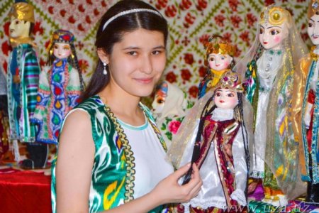 FESTIVAL YoShLARNI FAOLLIKKA, KAMOLOT SARI DADIL INTILIShGA 
