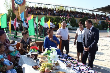 Mustaqillik bayrami keng nishonlandi (Fotogalereya, 1-qism)