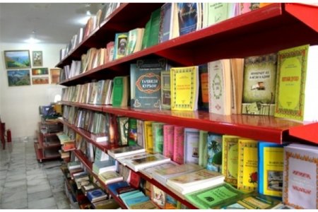 NILUFAR NAVOIY ASARLARINING ENG BILIMDONI EKANLIGINI NAMOYIS