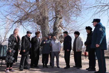 ХОЛИМБЕГ ОВУЛИ ФАОЛЛАРИ НУРОНИЙЛАР БИЛАН УЧРАШДИЛАР