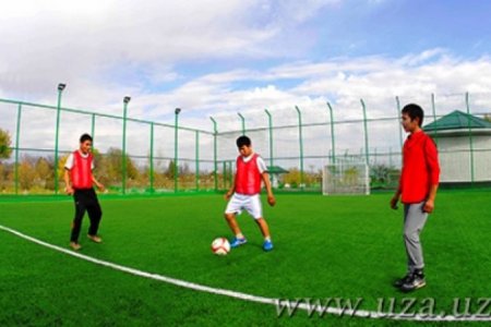 ОЛМАЗОP МАҲАЛЛАСИДА ЯНГИ СПОPТ МАЙДОНЧАСИ ЎЗ ФАОЛИЯТИНИ БОШЛ