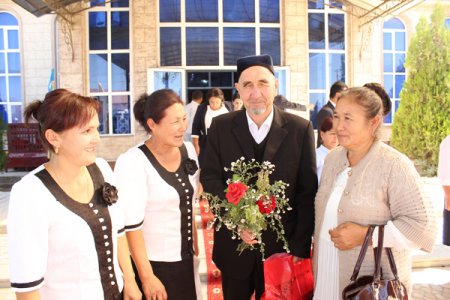 Ustozni soʻroqlab...